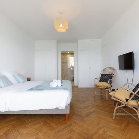 Palais Des Iles Yourhosthelper Cannes Eksteriør billede